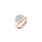 Anello chevalier tondo in argento rosato con zirconi bianchi
